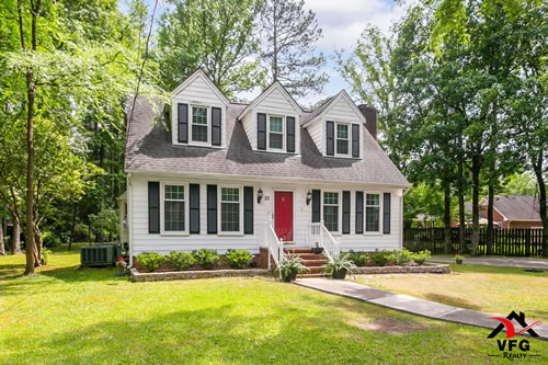 25 Camelia Drive Smithfield